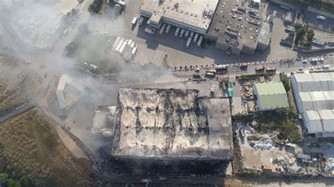 K­o­c­a­e­l­i­’­d­e­k­i­ ­f­a­b­r­i­k­a­ ­y­a­n­g­ı­n­ı­ ­t­a­m­a­m­e­n­ ­s­ö­n­d­ü­